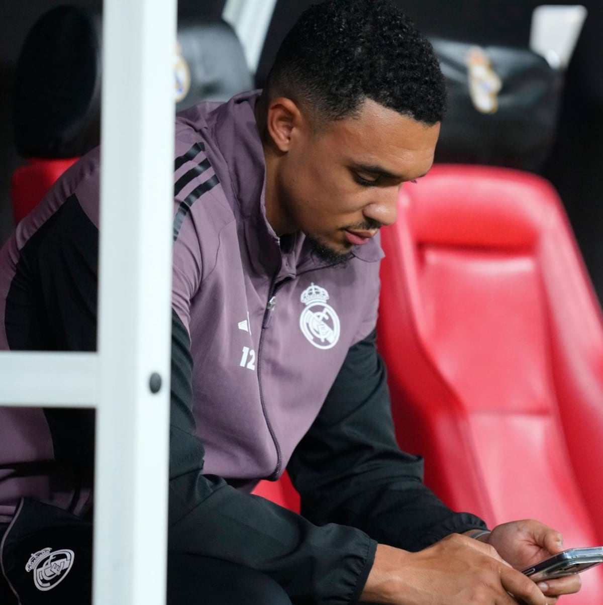 De estrella a sombra: La cruda realidad de Alexander-Arnold en el Madrid