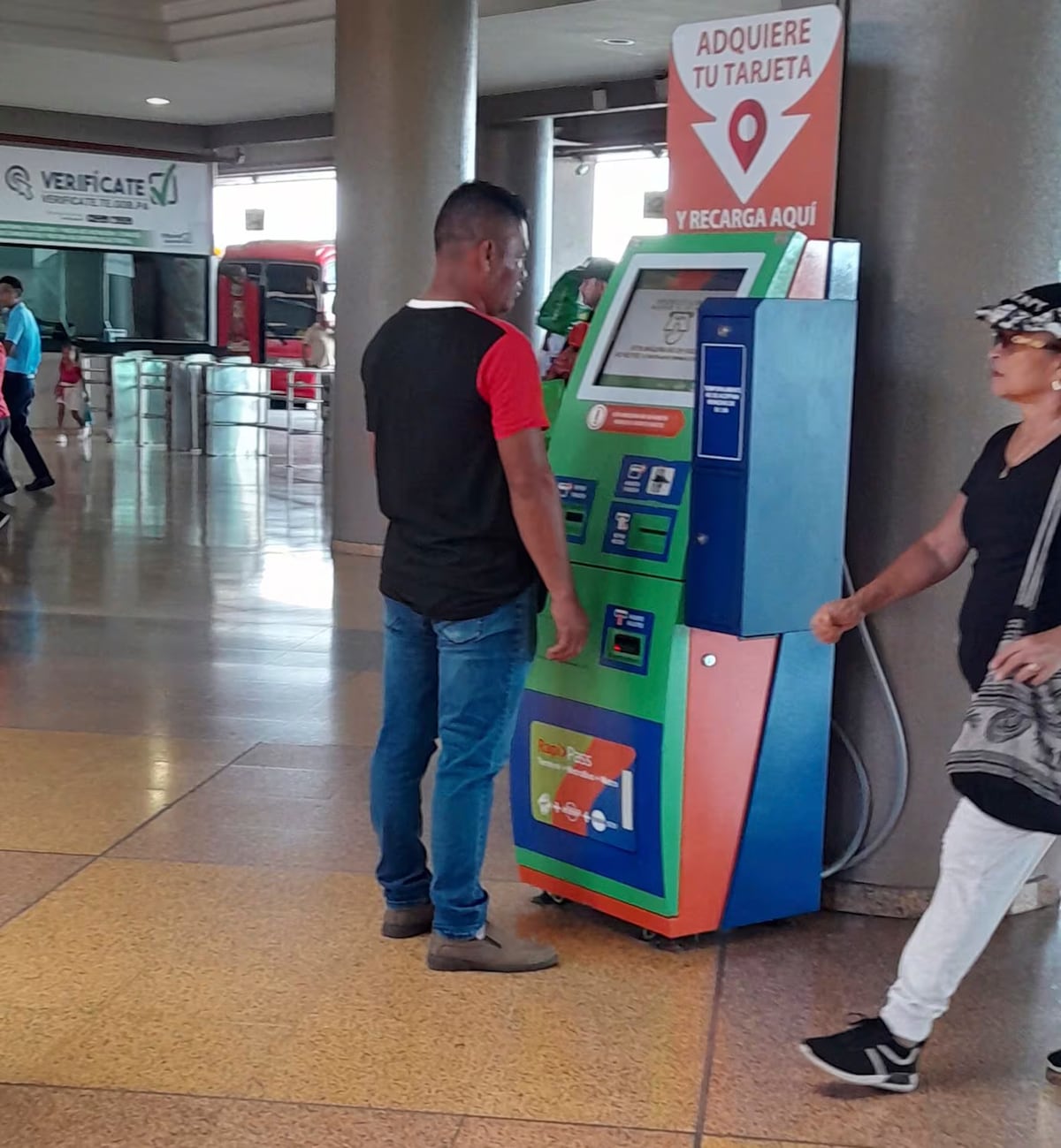 Pasajeros no podrán recargar tarjetas de transporte con monedas de un balboa conocidas como “Martinelli”