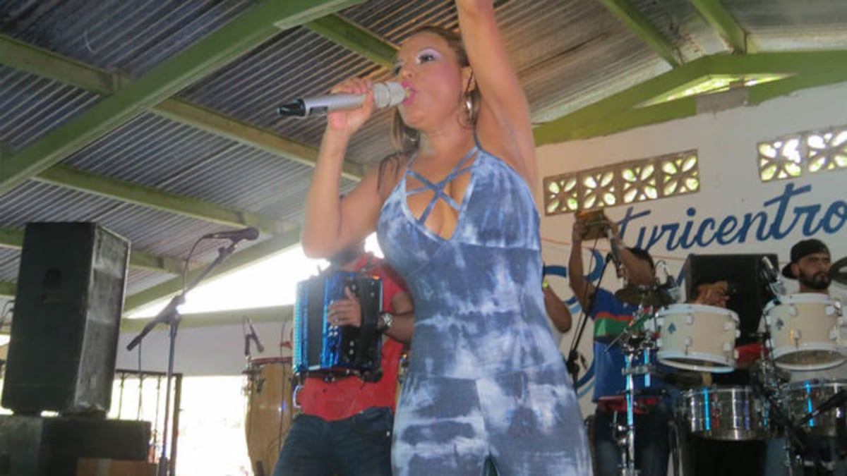 Samy y Sandra regresan con la amanecida más esperada del Año Nuevo en Los Uveros