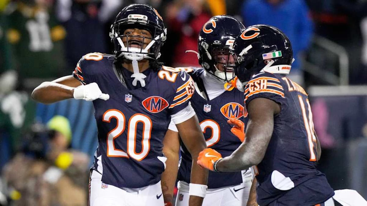 Bears se sacudieron y tumbaron a Packers en tiempo extra