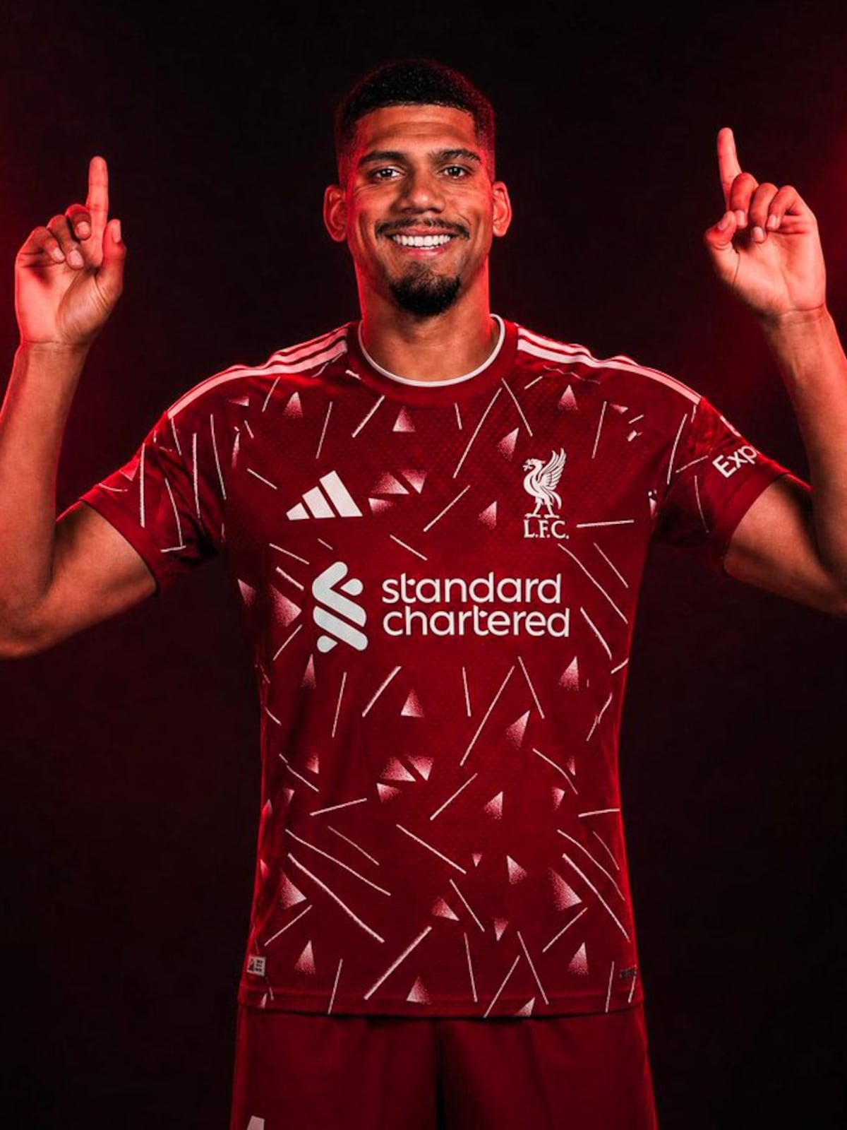 Ronald Araújo jugará cedido en el Liverpool durante la próxima temporada