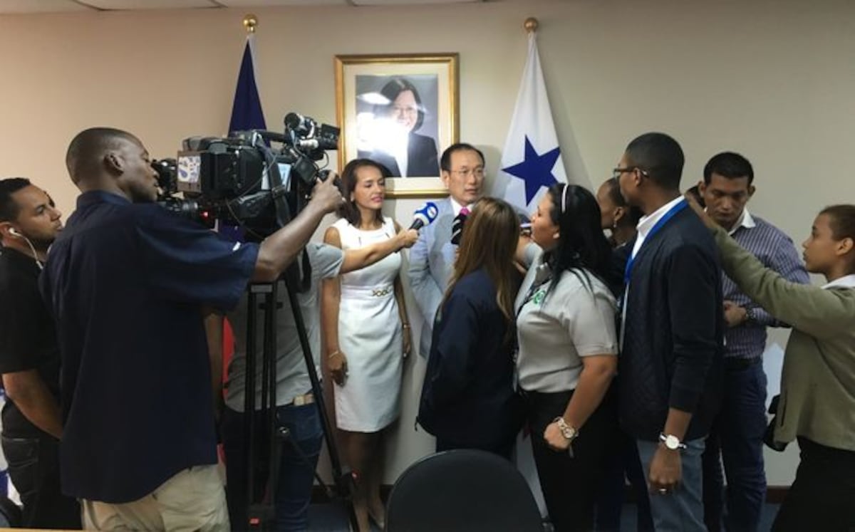 Abren becas para estudiar en China, Taiwán y si no domina el idioma, no importa