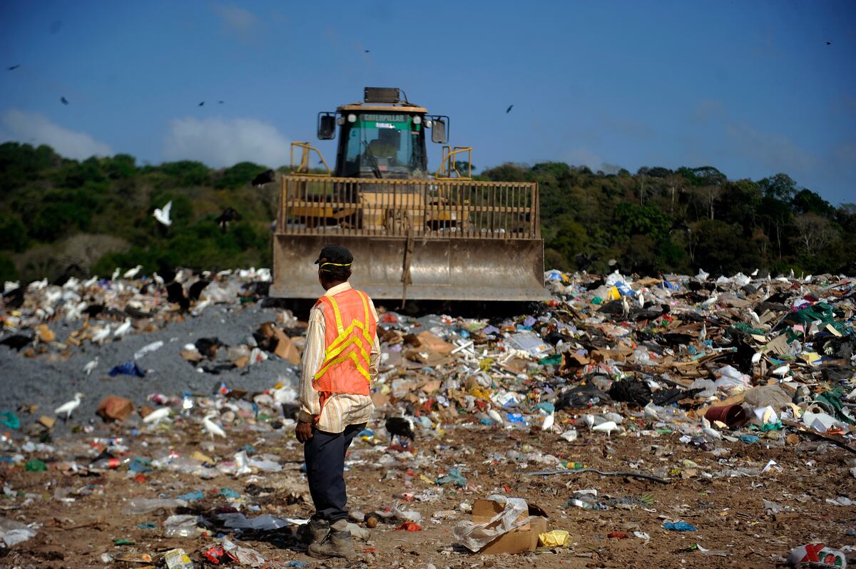 Desacuerdo por recolección de la basura en Patacón