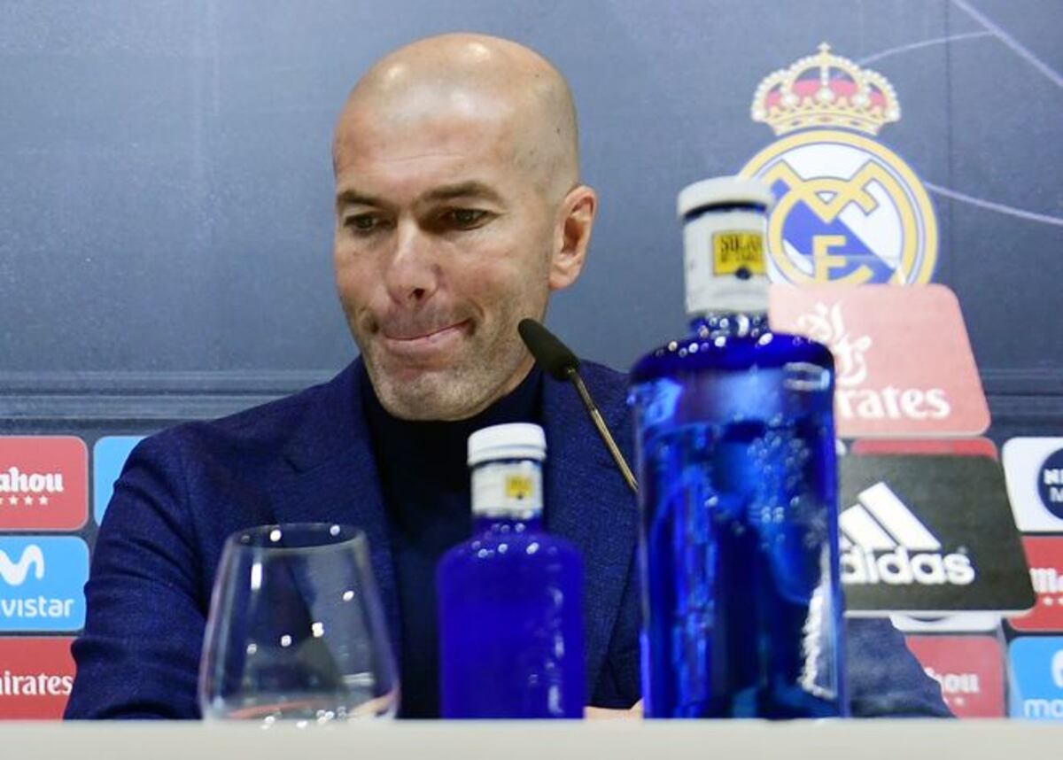 Zinedine Zidane renuncia como técnico del Real Madrid