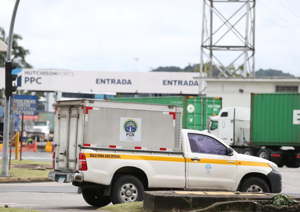Hallan cadáver de un hombre  flotando en el puerto de Balboa con un tiro en la cabeza