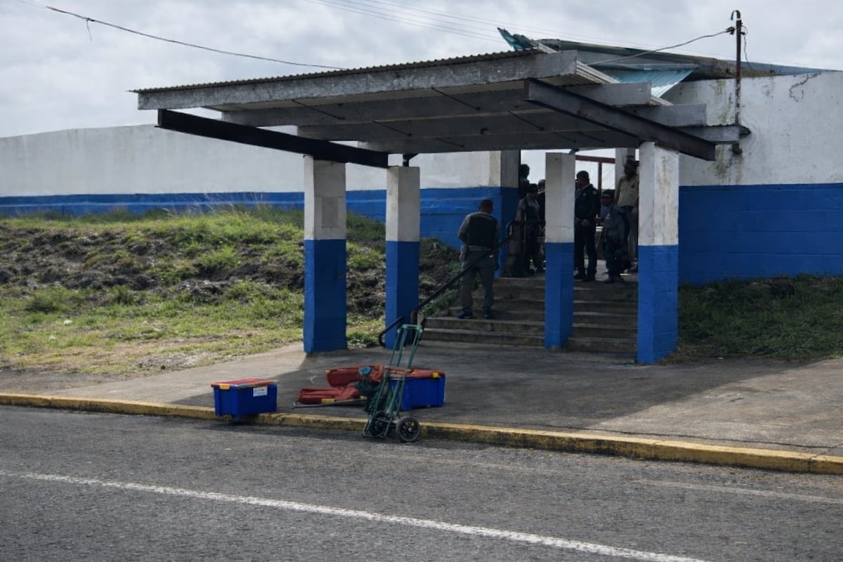 Estudiante de 14 años es baleado cuando iba a dejar a su hermanita a la escuela