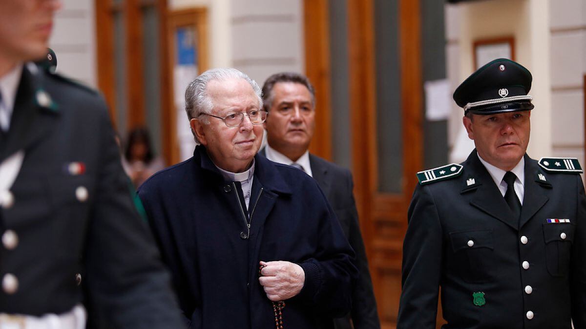 Corte ordena a Iglesia Católica a indemnizar a víctimas de abusos sexuales