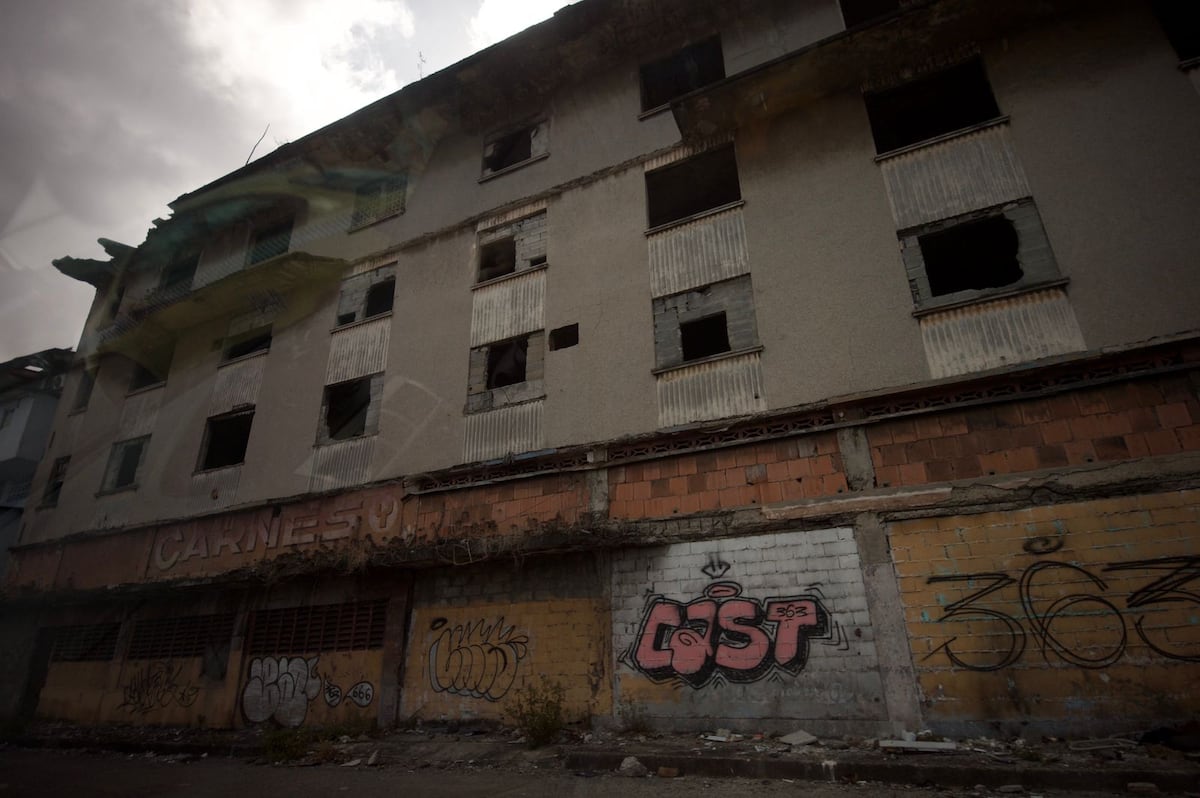 Deplorable es la condición de varios multifamiliares de Calidonia