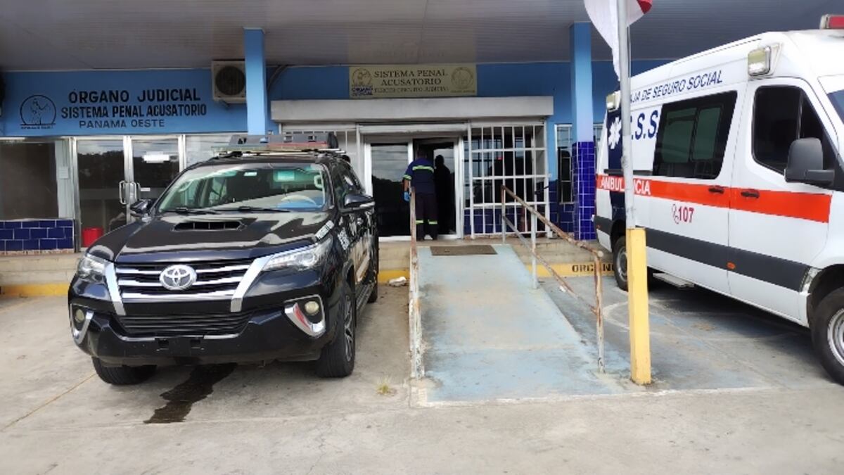 Le imputan cargos por secuestro y robo a 12 personas. Tras maratónica audiencia.