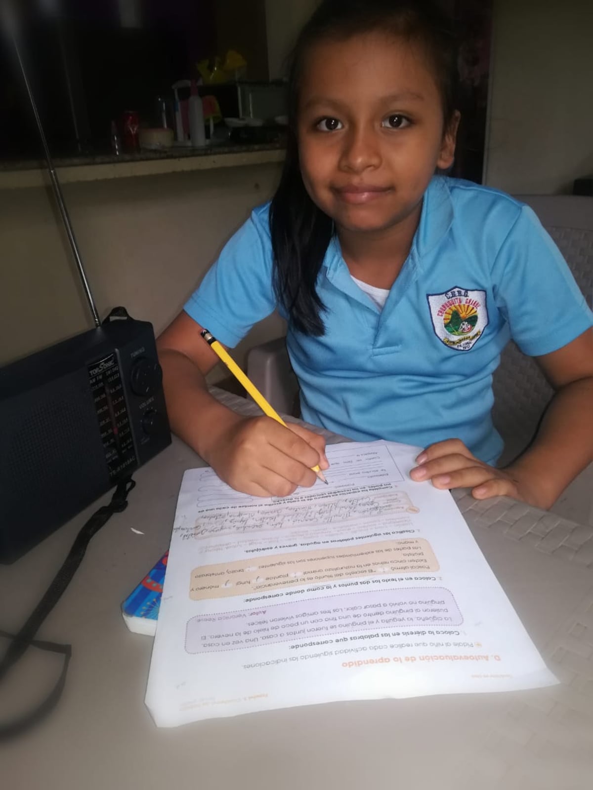 Ganan radios. Ya están conectados con la educación