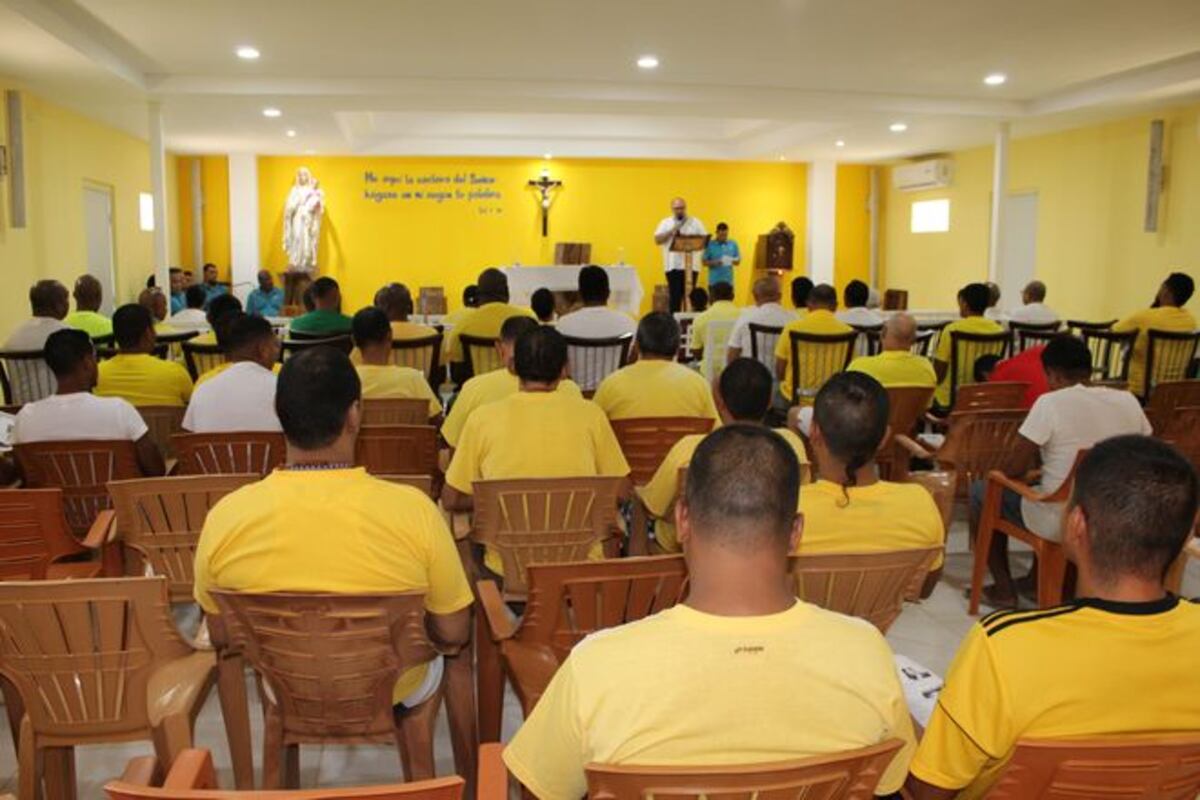 Privados de libertad de La Joyita se gradúan en cursos católicos