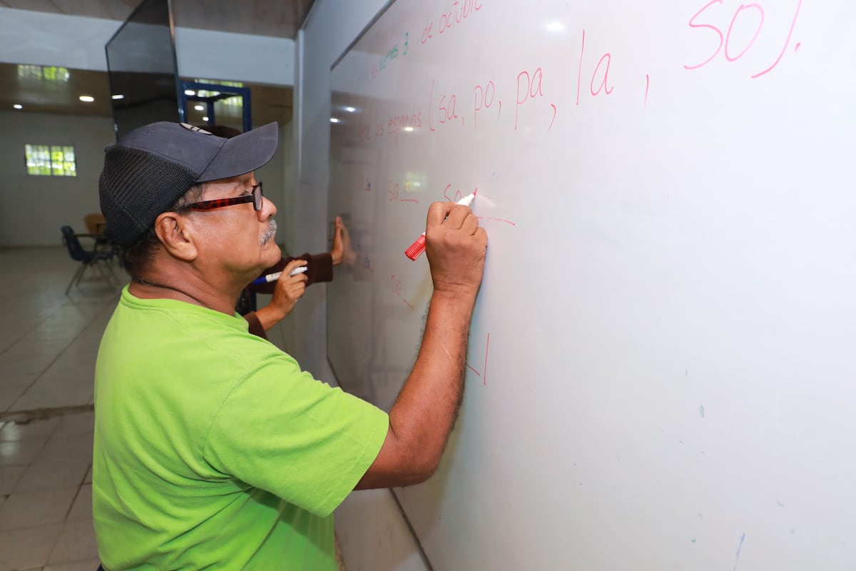 MIDES alfabetiza a más de 4 mil personas en Panamá en solo 26 meses con ‘Muévete por Panamá’