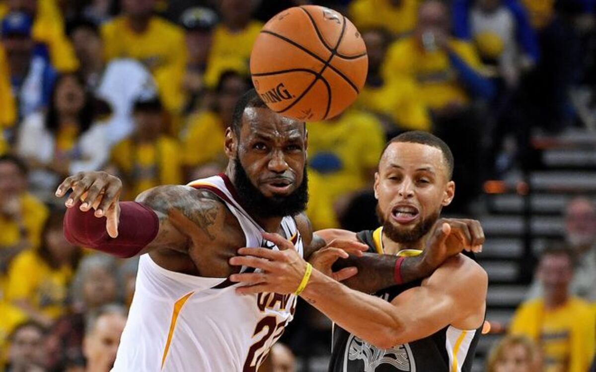 LeBron y los Cavs esperan revitalizarse en su patio