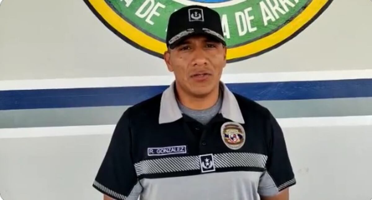 Policía sorprende a 16 menores en un ‘parking’ ingiriendo bebidas alcohólicas en Vacamonte