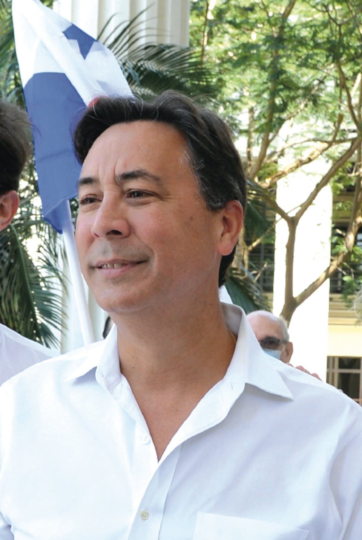 Política. El aspirante Melitón Arrocha le recorta ventaja a Zulay Rodríguez y la ‘pelea’ por las firmas se pone buena