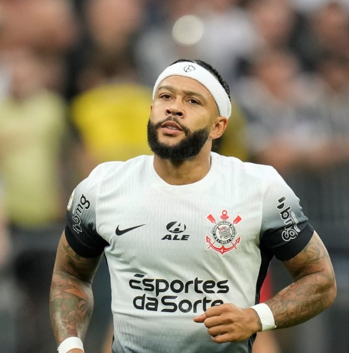 Memphis Depay debuta en Corinthians con victoria aplastante