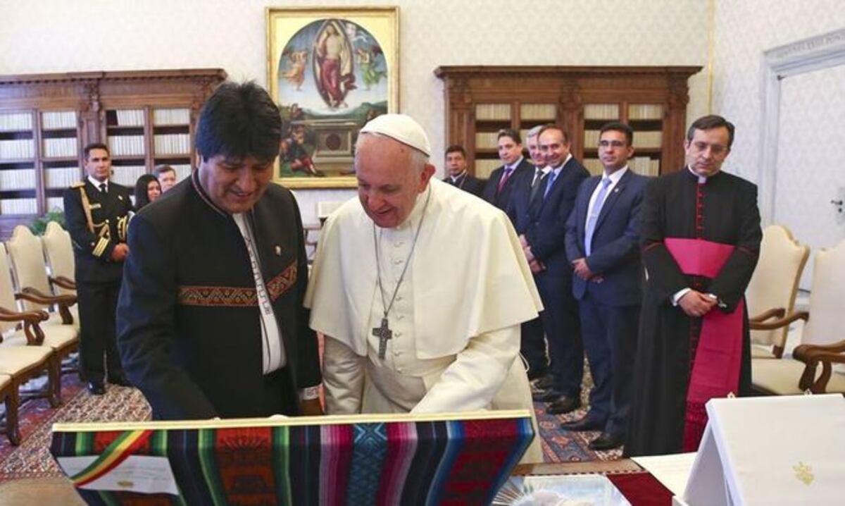 Evo Morales propuso al papa un encuentro episcopal latinoamericano en Bolivia