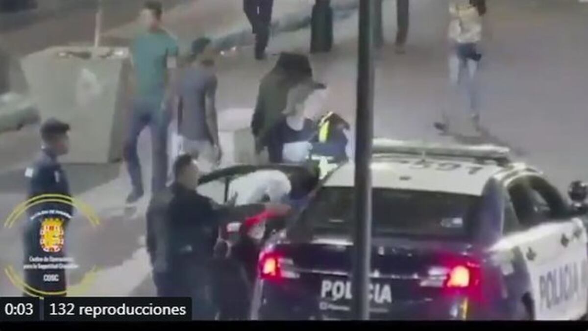 Roban a conductor de Uber Eats. Cámara de videovigilancia capta todo 