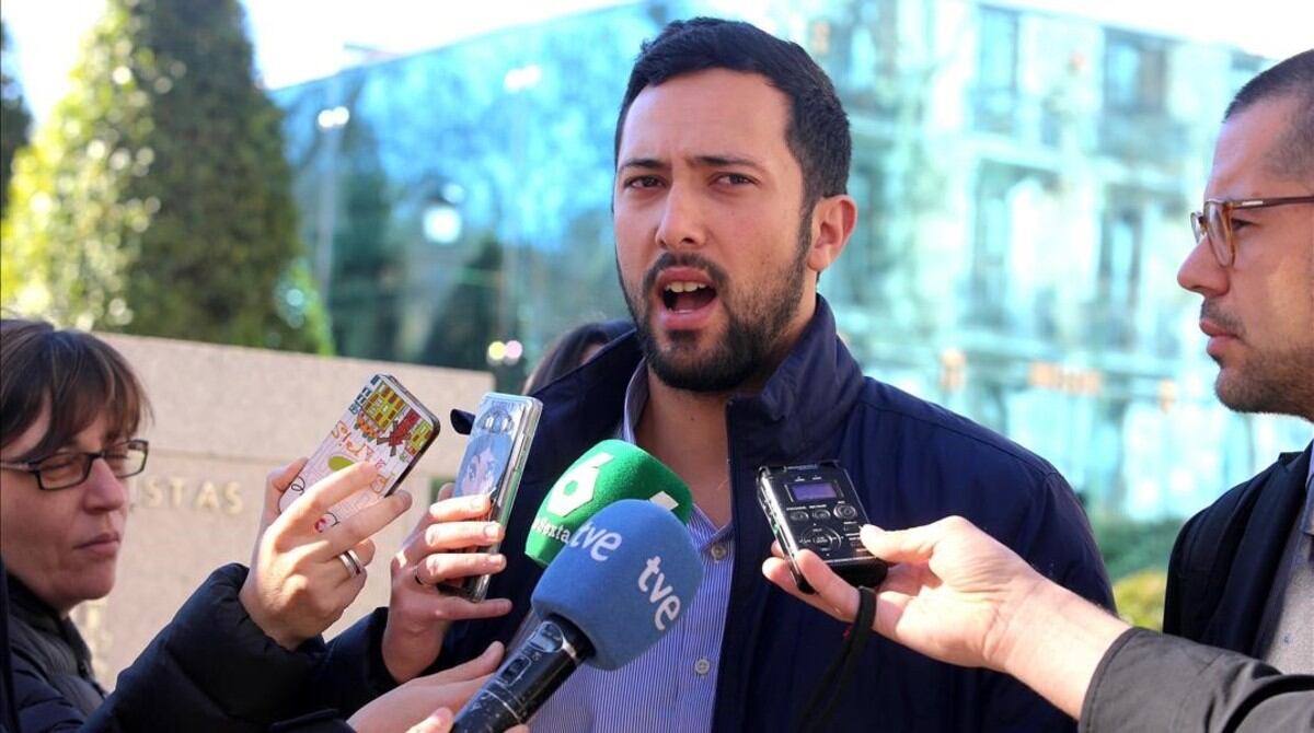 ¡HISTÓRICA SENTENCIA! En España condenan a 3 años a rapero por su letras