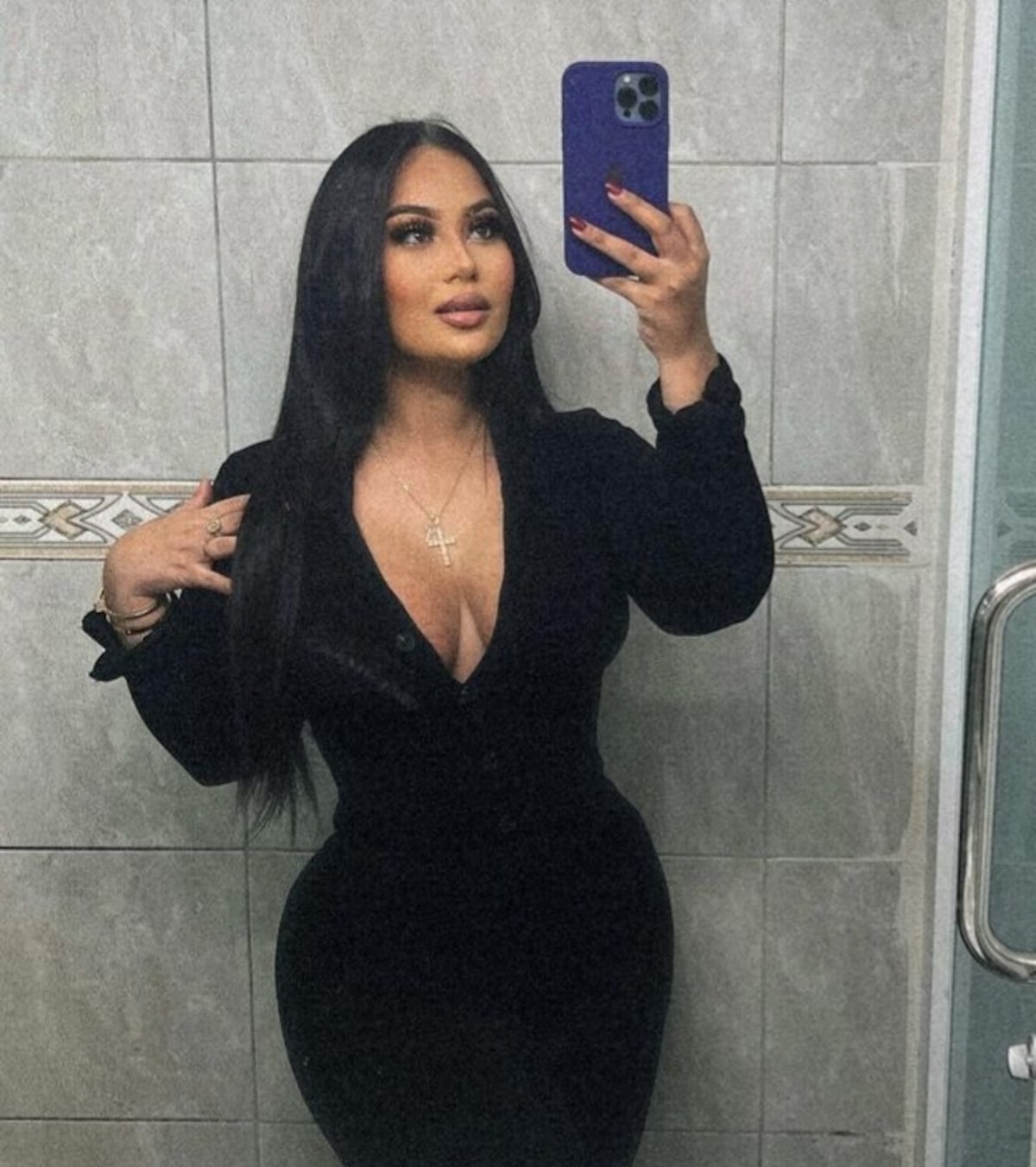 Otro error de dedo. Tras video triple X de Tatiana, su madre ve el ‘lado positivo’