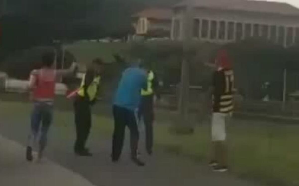 ¡LE IMPUTAN CARGOS! A 3 personas por agredir a policía en plena calle en Albrook