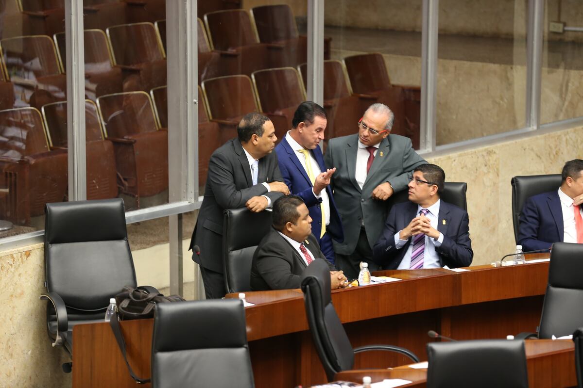 Diputados en sesiones extraordinarias abordan el anteproyecto ‘Estudiar sin hambre’