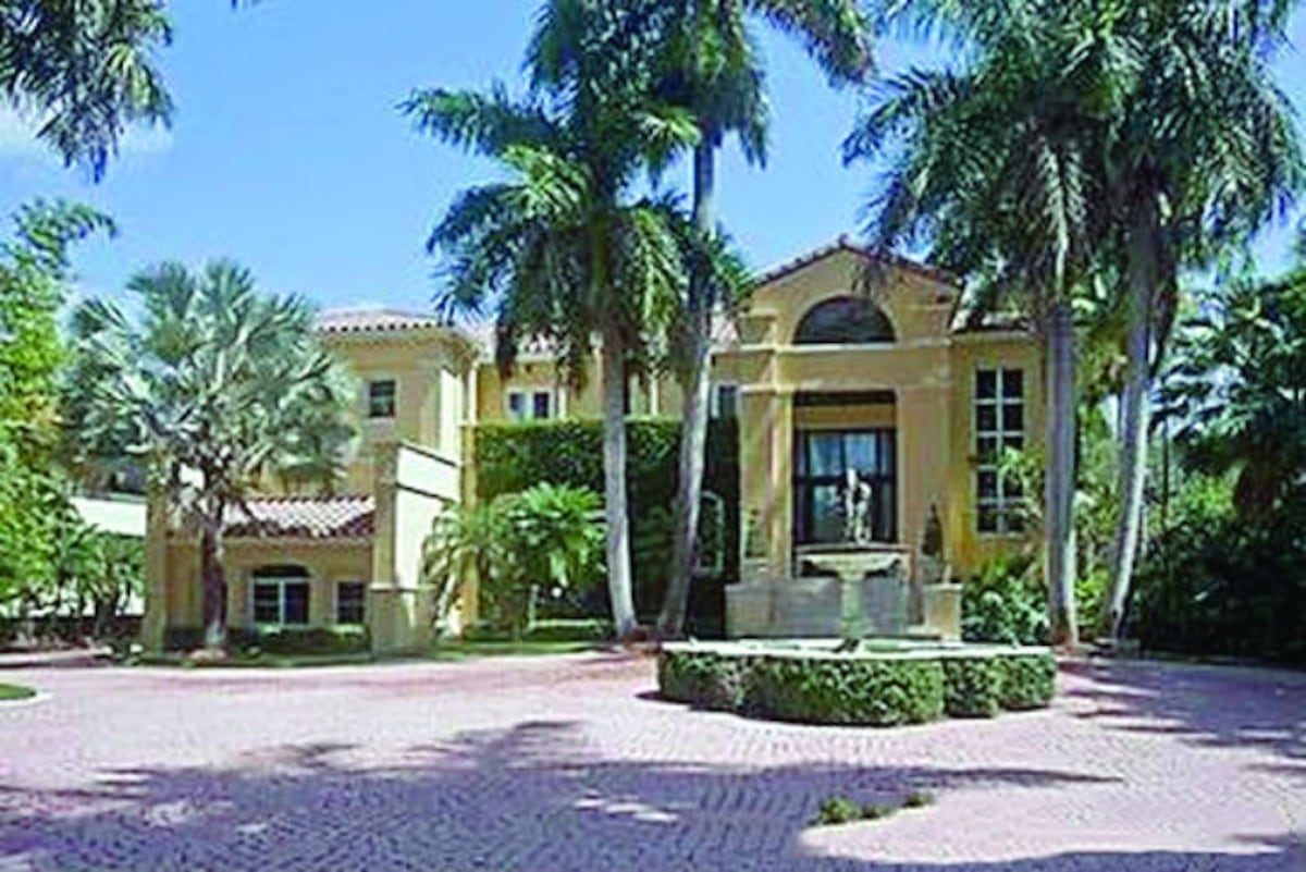 Las regalías de 'Despacito' le dieron a Luis Fonsi para mansión de $5 millones