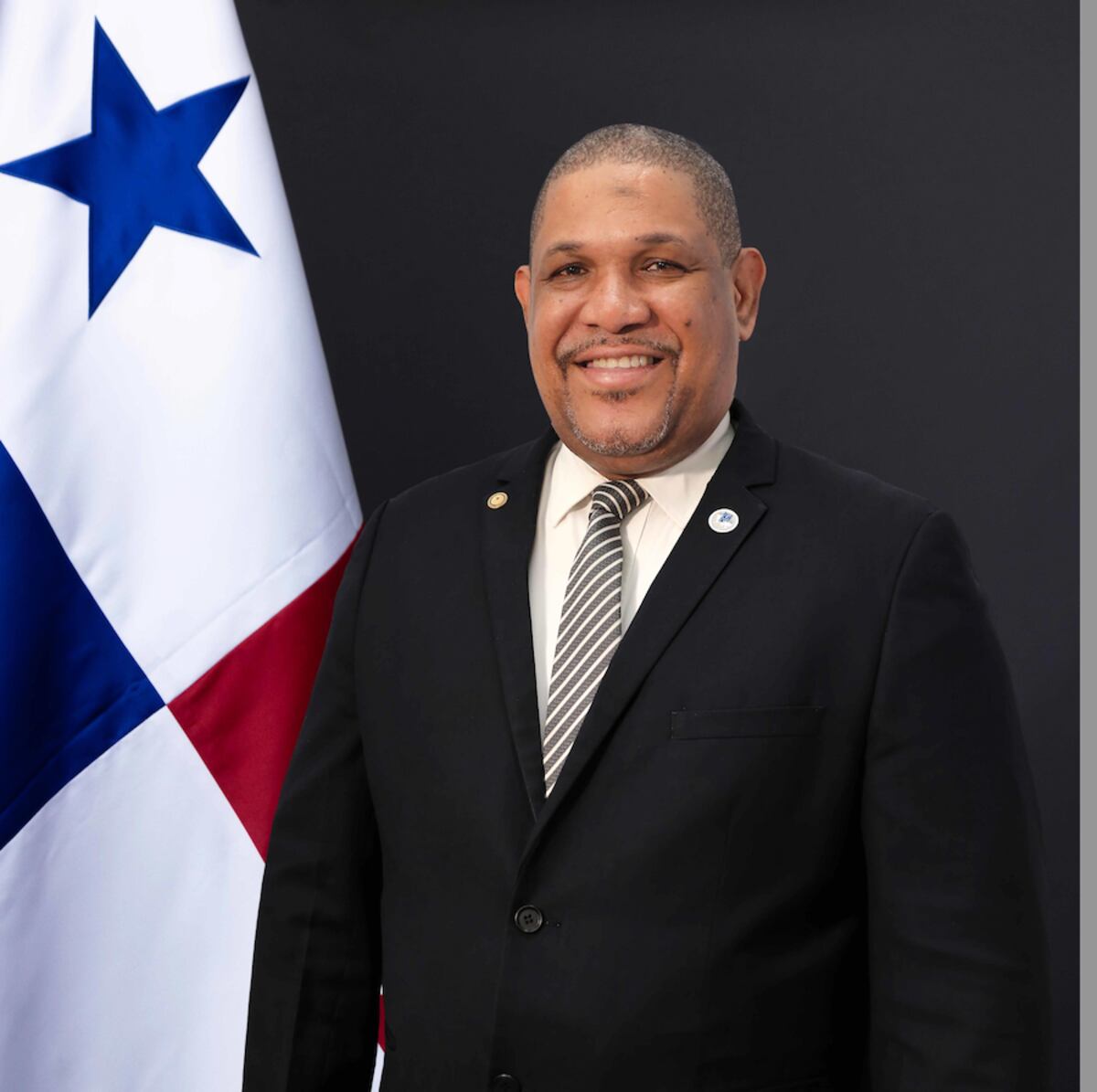 Presidente Mulino designa a Carlos Godoy Othón como nuevo director del Ifarhu