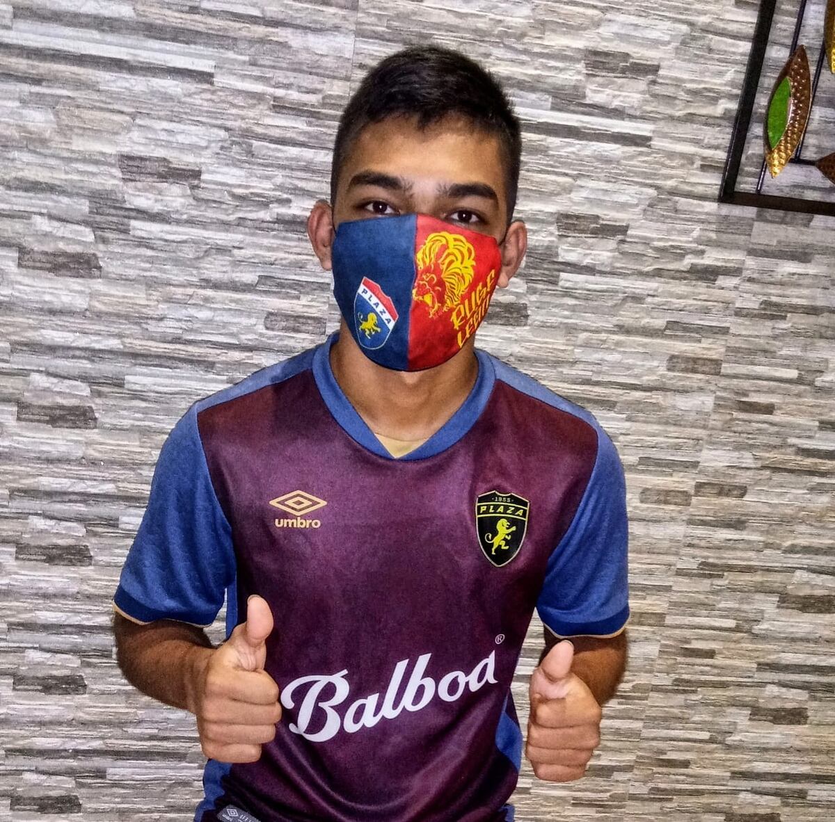 Como pan caliente se van las mascarillas del Plaza Amador