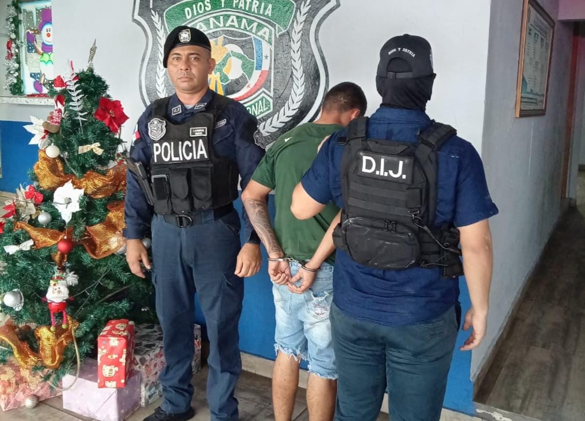 Operación Trineo destapa hurto agravado con tarjetas de regalo en la Dirección de Pasaportes