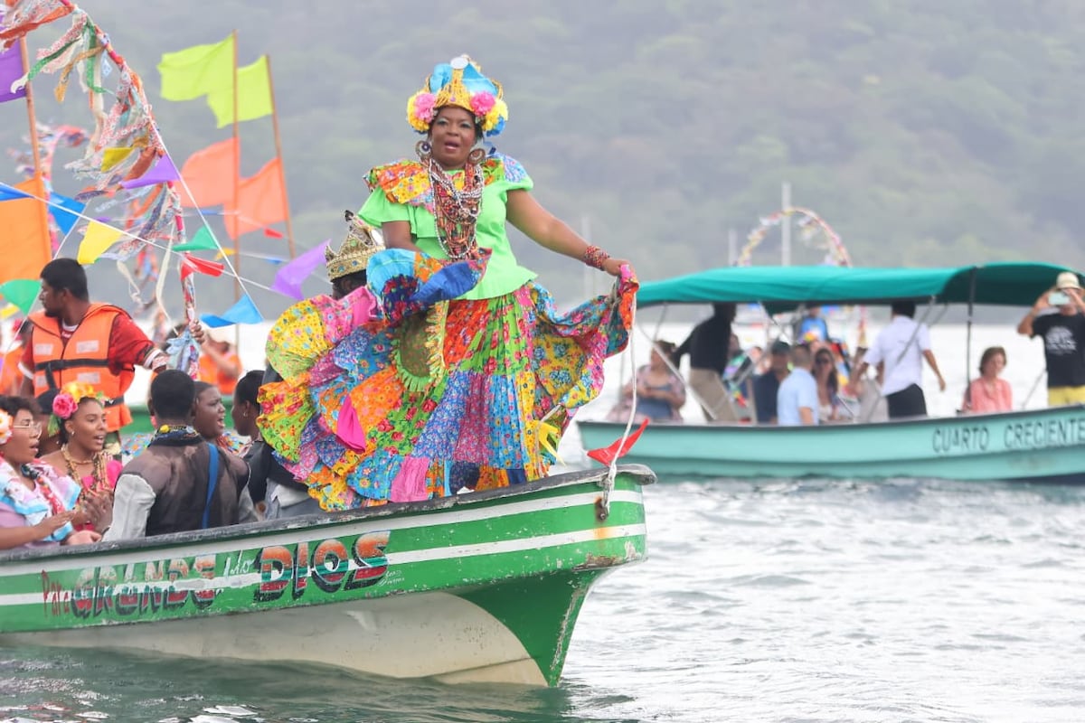 Tambores, desfile acuático y danza: así brilló Portobelo en su gran Festival de la Pollera Congo