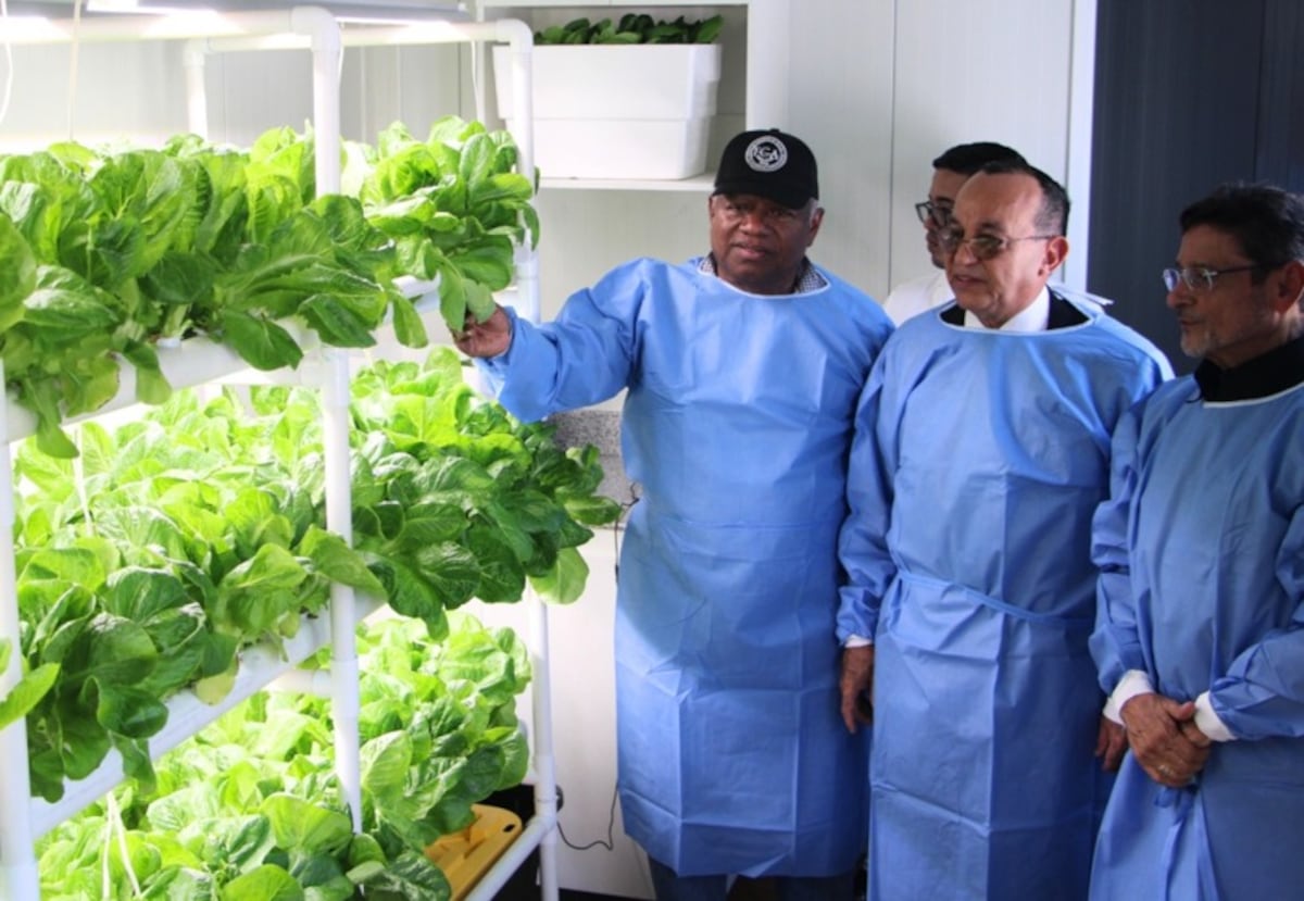 Universidad de Panamá apuesta por el agro del futuro con moderno laboratorio tecnológico