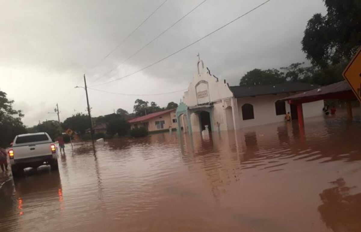 ¡ATENTOS! Inundaciones en la provincia de Colón. Tome precaución  