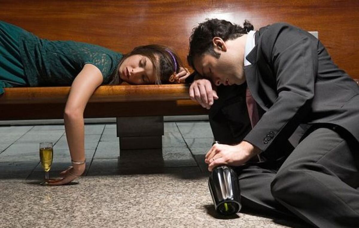 Toma nota … 10 trucos para acabar con la resaca de Año Nuevo