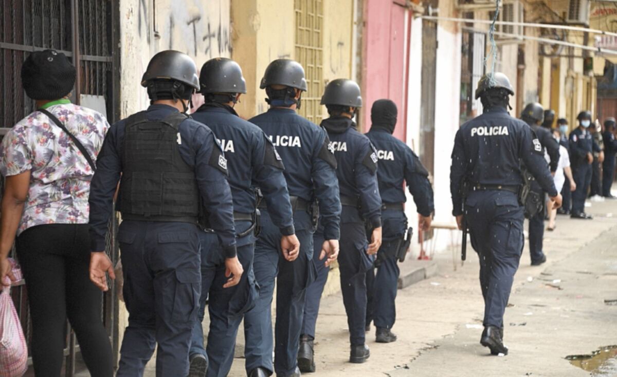 Por pandillerismo. Policía está tras la pista de 11 personas requeridas por la justicia