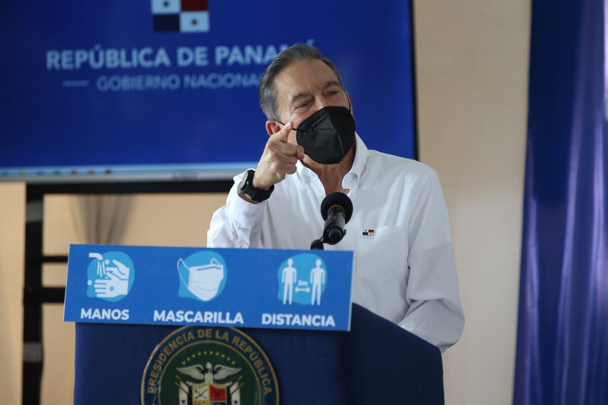 Cortizo sobre vacunación clandestina: ‘Ese riesgo lo toman personas tontas, brutas, que no se quieren y que tampoco quieren a su familia’