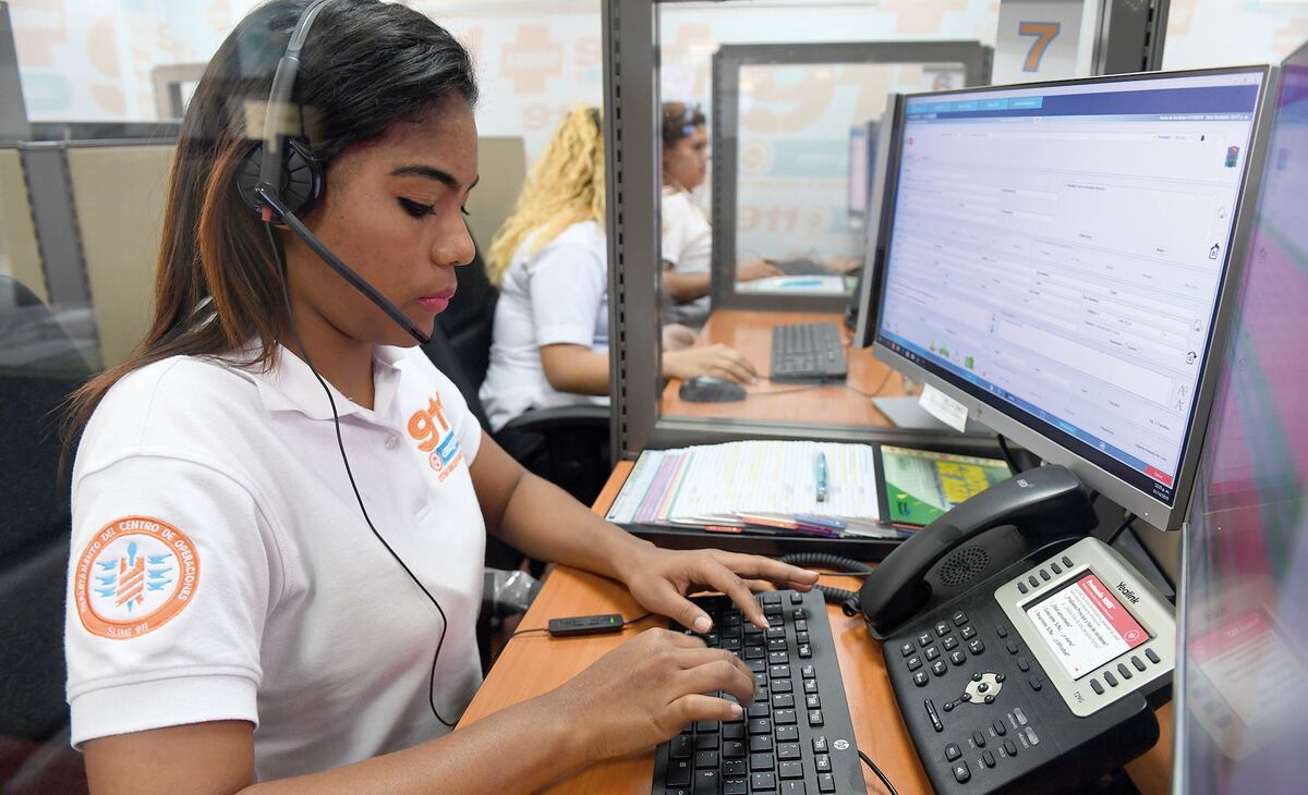 Llaman al 911 hasta porque se les acabó el papel higiénico