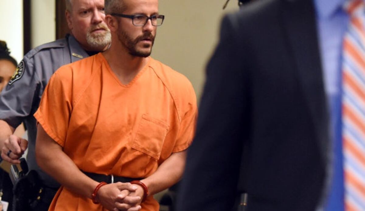 Lucían como una familia feliz, pero el padre mató a sus 2 hijas y a su esposa