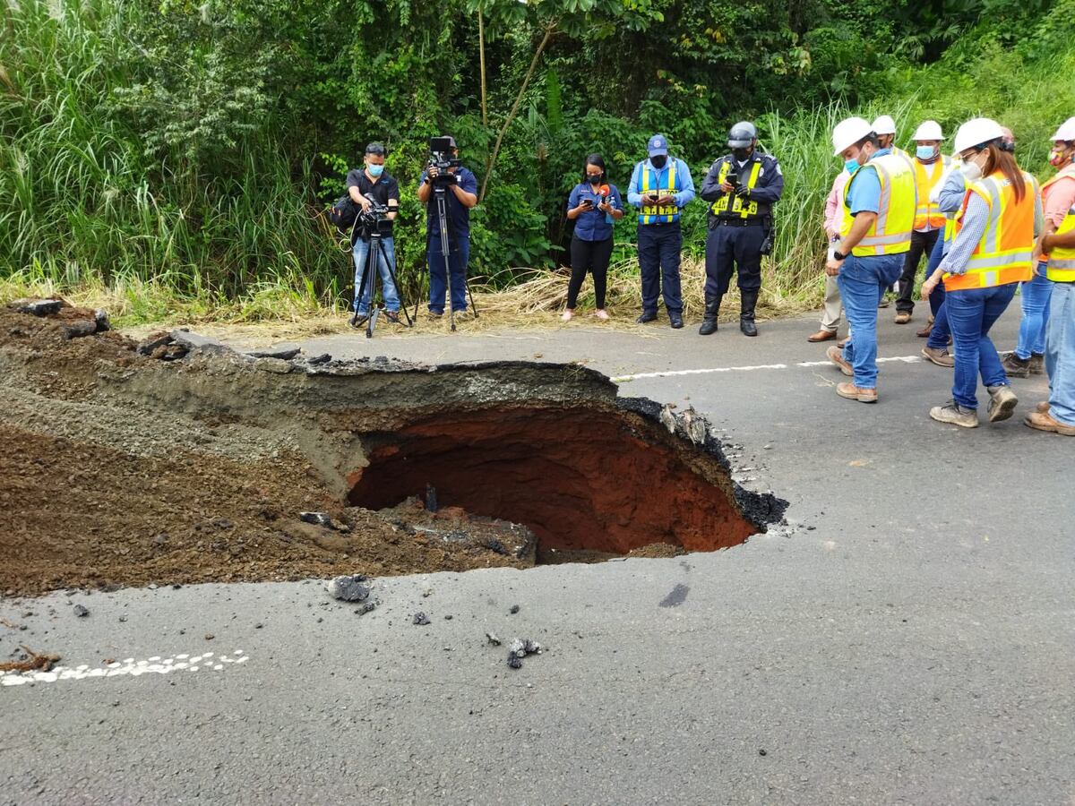 El Mop habilitará los carriles reparados en Loma Cová en horas de la tarde de este jueves