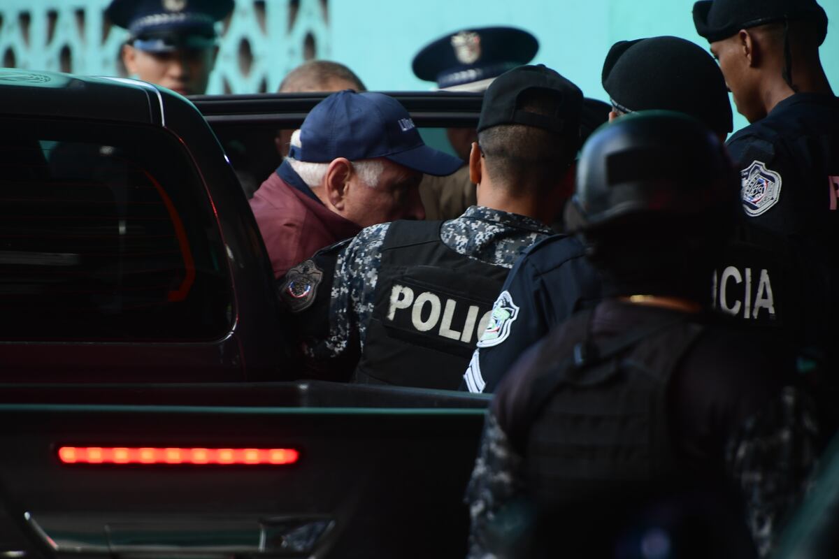 Esta noche se conoce si varían medida cautelar a Martinelli | VIDEO