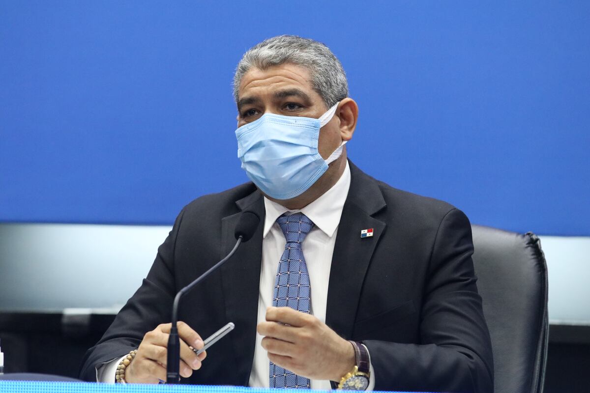 Ojo con las compras navideñas, ministro de Salud lanza una sugerencia a la población