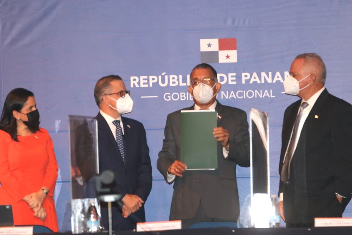 Instalan comisión para elaborar una política de Estado con el fin de desarrollar el sector agropecuario