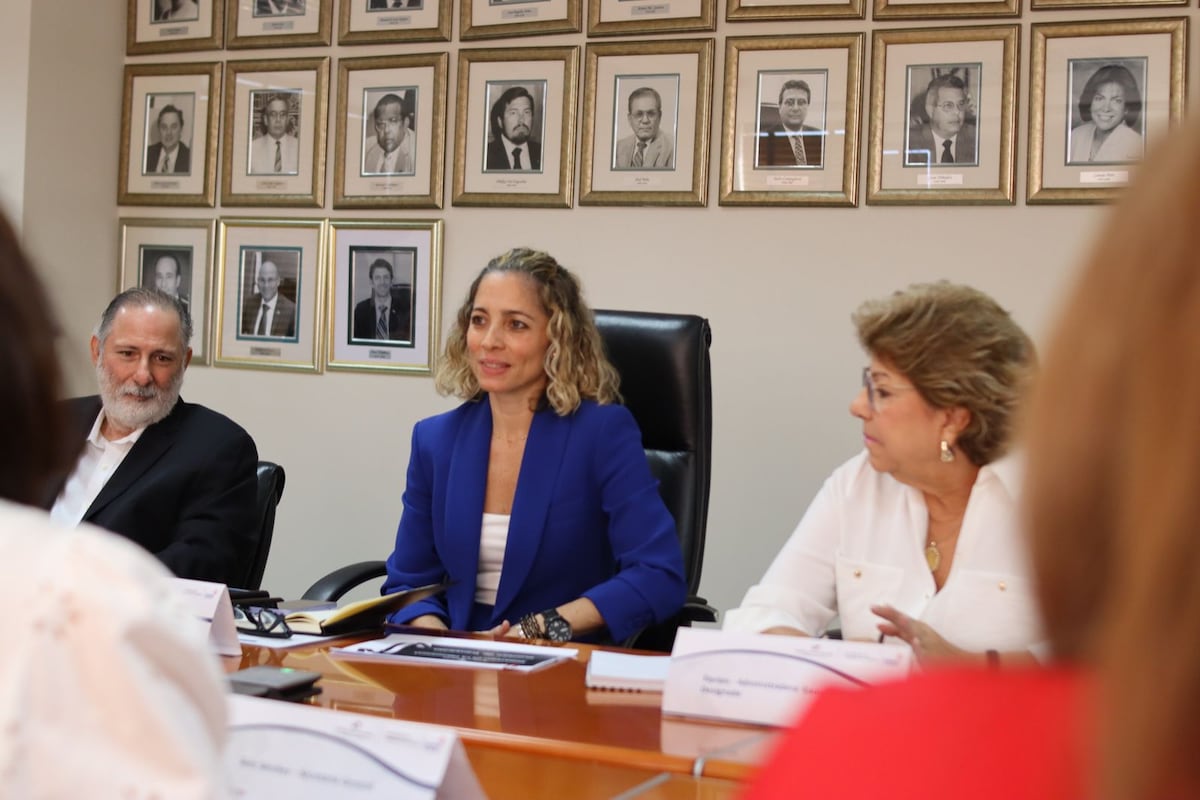 Transición en la Autoridad de Turismo de Panamá: Gloria De León asume el reto