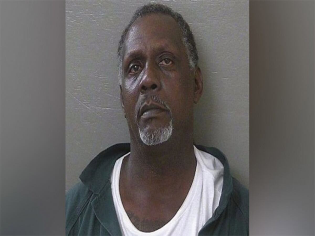 Roba 10 paquetes de cigarros y es sentenciado a 20 años de cárcel