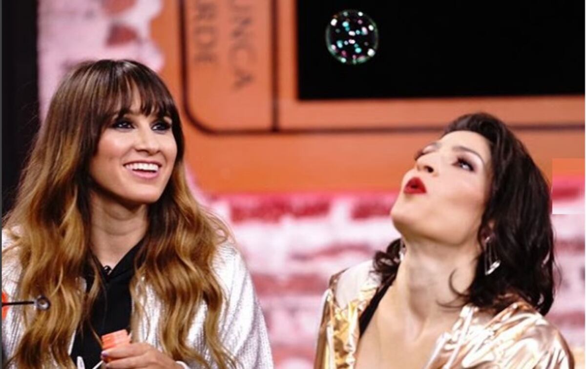 Las hermanas Ha Ash se juegan una fuerte broma y una de ellas acaba en el piso