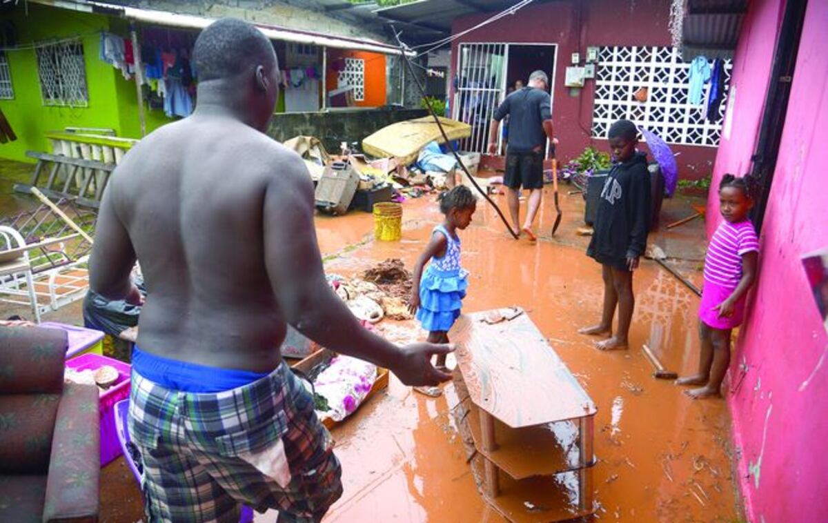 SITIO PELIGROSO. Moradores han perdido todo con cada inundación en Juan Díaz 