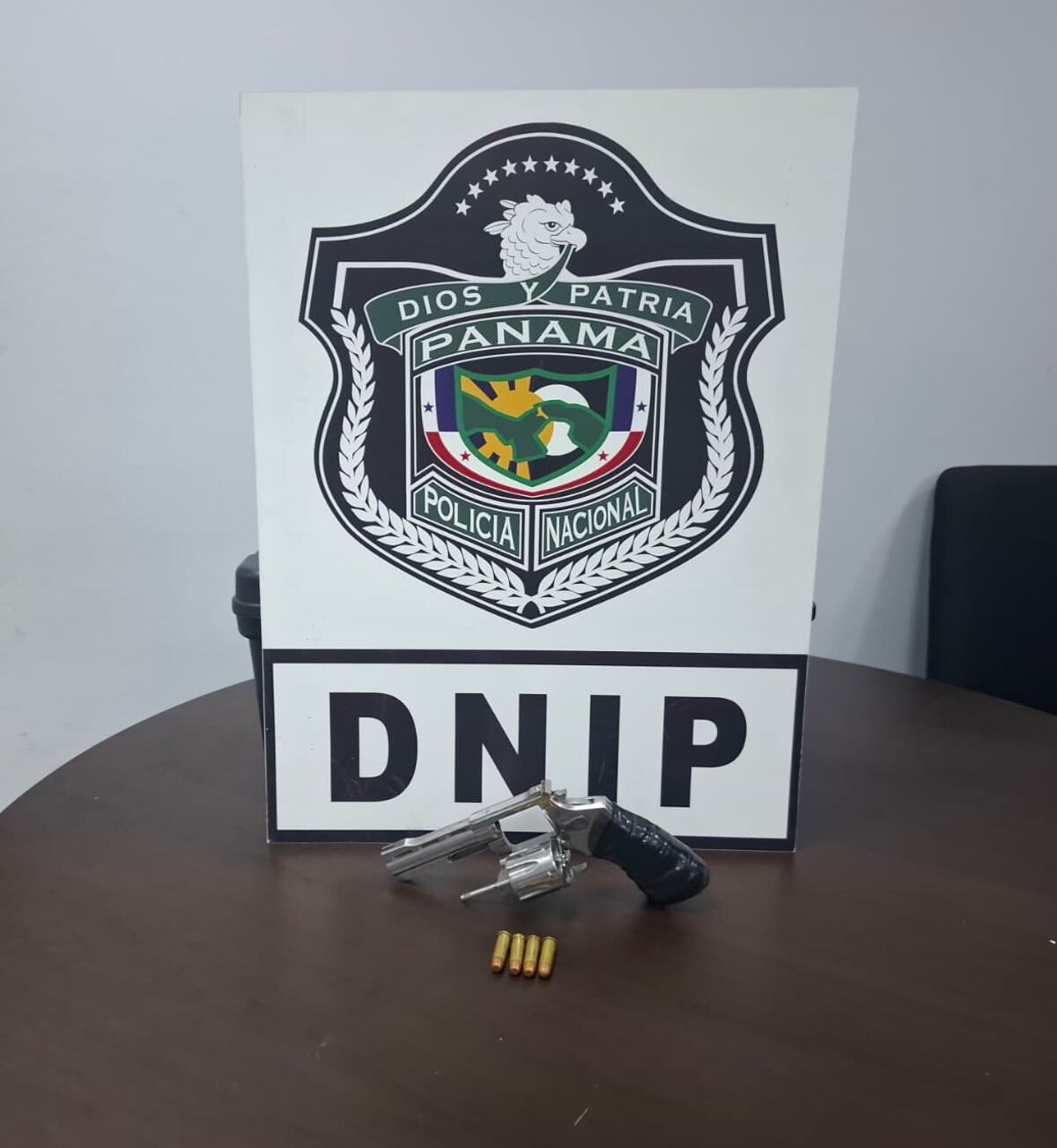 Operativos en Colón: Aprehenden a mujer por agredir a servidores de la fuerza pública en Los Lagos