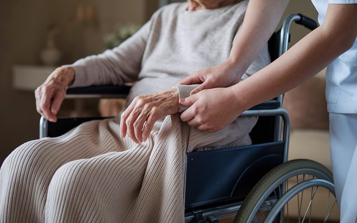 Anciana de 95 años con demencia acusada de matar a su compañera de asilo