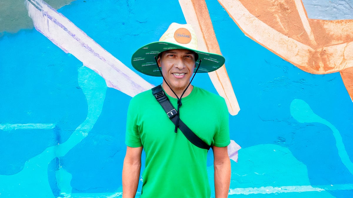 ¡La birria se pinta en las paredes! Cerveza Panamá le mete chispa a la av. de los Mártires con un mural bien encendido