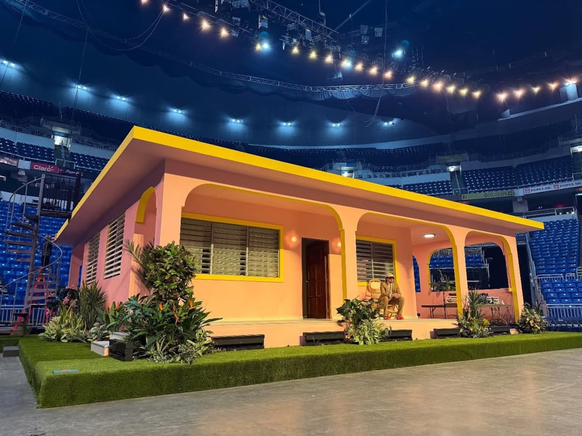 Bad Bunny sacude a Puerto Rico con su residencia musical y deja una lluvia de millones